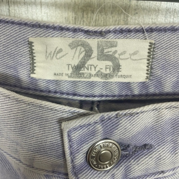 Free People Jeans size 25 Light Purple Wide Leg Frayed Hem Mid Rise Acid Wash - Picture 4 of 8